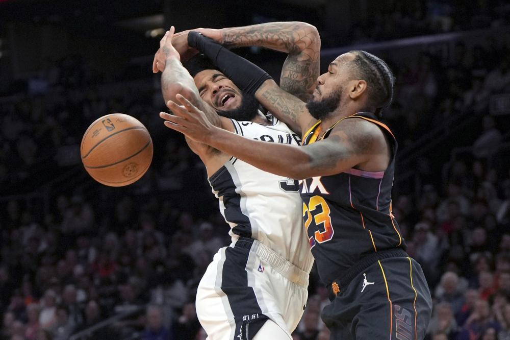 上的共性极 上的共性极